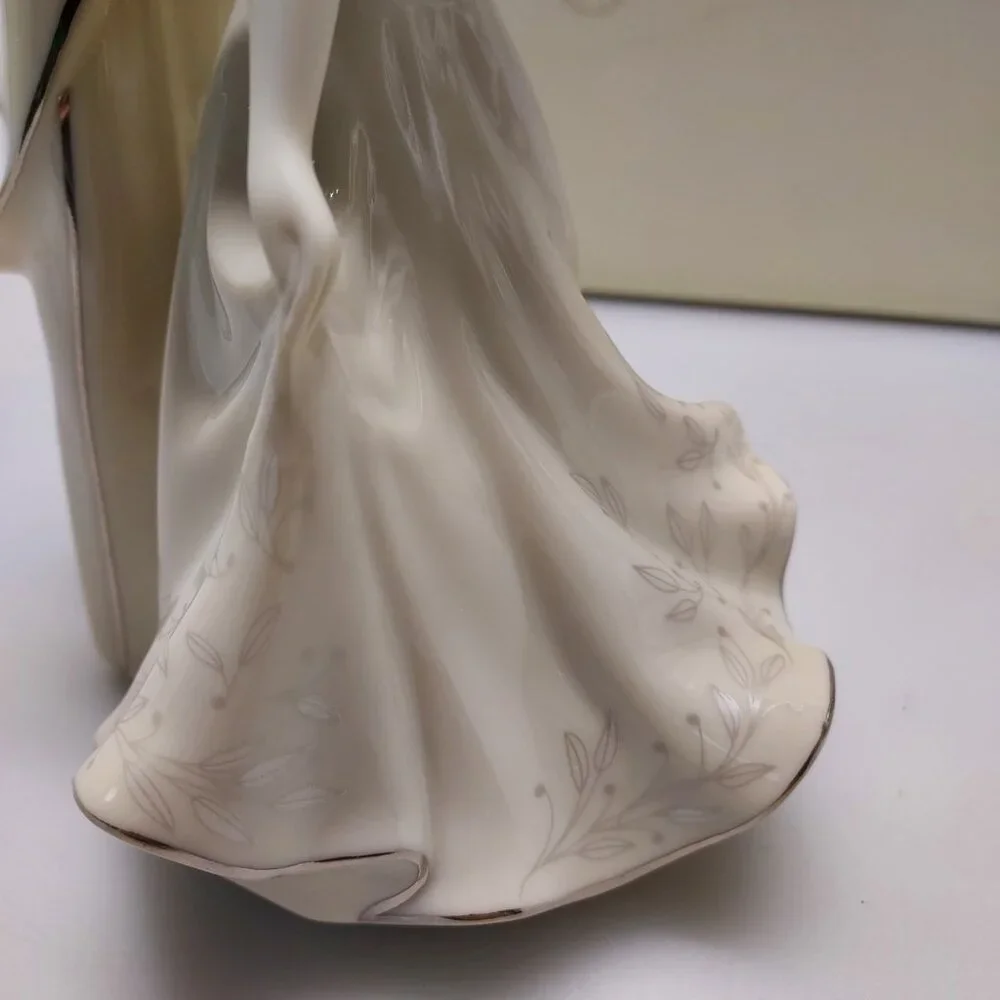 LENOX WEDDING PROMISES COLLECTION BRIDE/GROOM FIRST DANCE PORCELAIN NEW NOS VTG - Picture 10 of 16